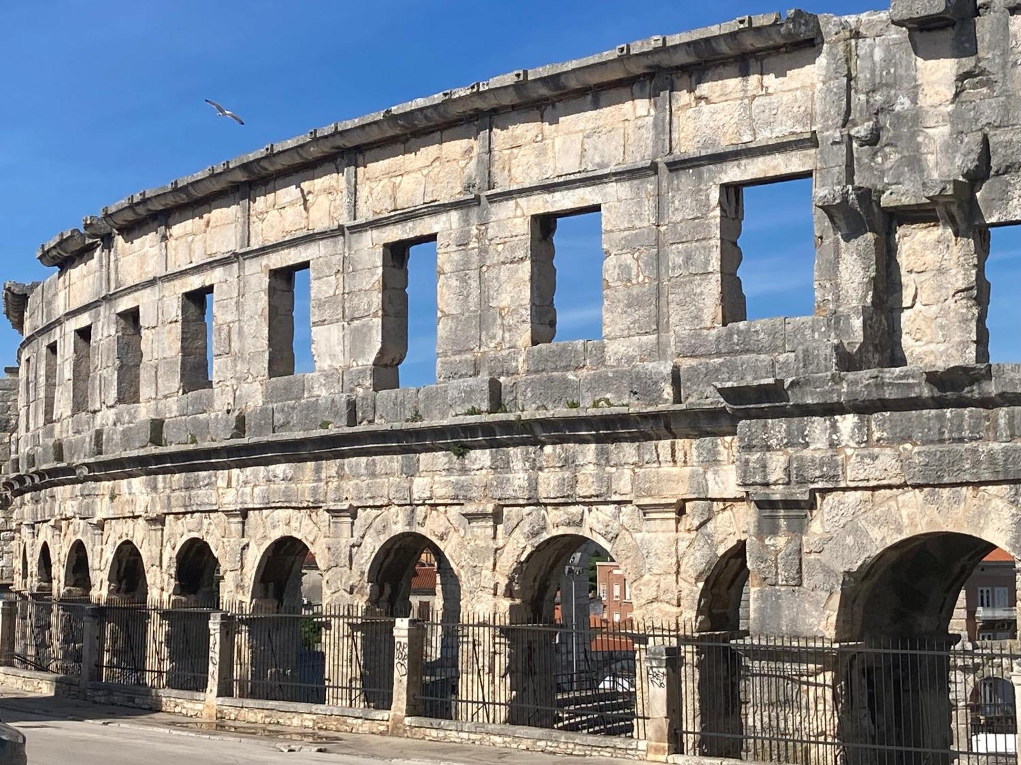 Red Roof * Pula